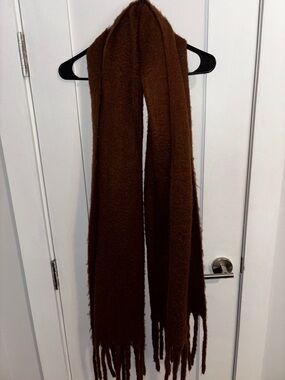 Cider Brown Fringed Knit Scarf